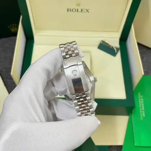 Rolex Land-Dweller 127234 Copies Watches White Dial Honeycomb Pattern 36mm - Image 6