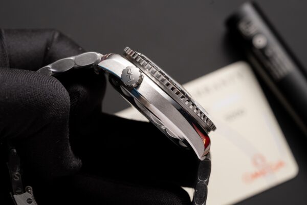 Omega Replica Watch Seamaster Planet Ocean 600m Black Dial 43.5mm - Image 7