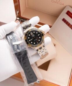 Alternative view of Omega Replica Watch Seamaster Demi Gold Black Dial VS Factory Demi Gold 42mm