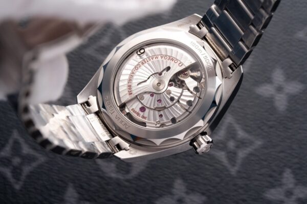 Omega Seamaster Aqua-Terra Blue Dial Replica Watch VS Factory 43mm - Image 6