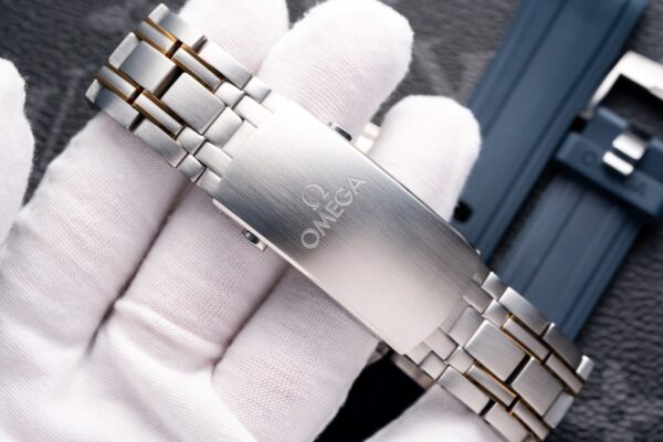 Omega Seamaster DemiGod Replica 1:1 Watch Blue Dial 42mm - Image 9