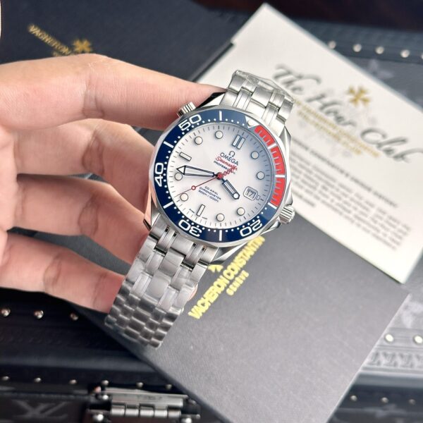 Omega Seamaster Profesional 007 Replica Watch VS Factory 41mm - Image 4