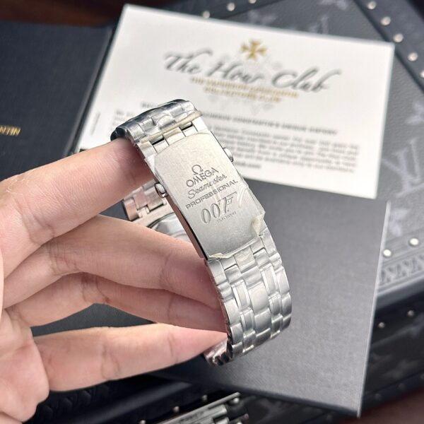 Omega Seamaster Profesional 007 Replica Watch VS Factory 41mm - Image 9