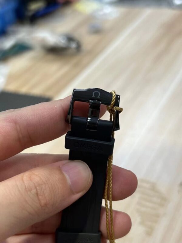 Omega Seamaster Replica Watch Black Ceramic Case Rubber Strap VS Factory 42mm - Image 7