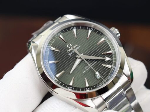 Omega Replica Watch Seamaster Aqua Terra Green Dial Metal Wire 41mm - Image 6
