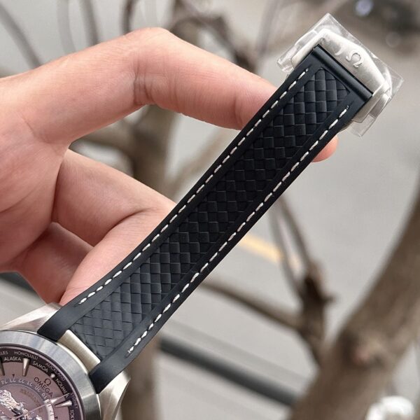 Omega Replica Watch Aqua Terra Worldtimer Gray Dial Rubber Strap VS Factory 43mm - Image 8