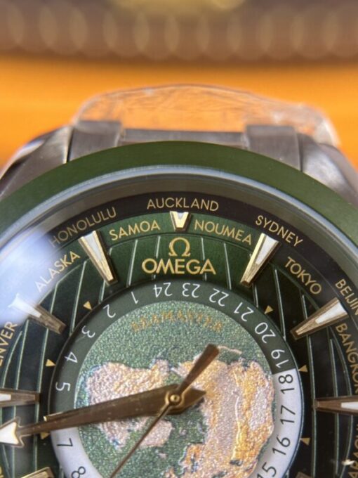 Omega Replica Watch Seamaster Aqua Terra Dial Green 43mm - Image 6