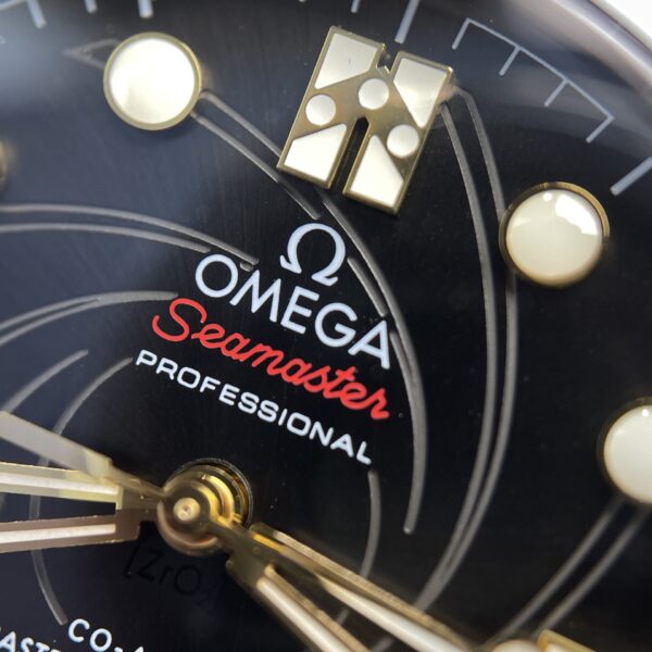 Omega Replica Watch Seamaster James Bond 007 Black Dial VS Factory 42mm - Image 4