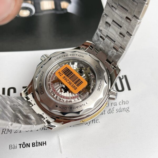 Omega Replica Watch Seamaster James Bond 007 Black Dial VS Factory 42mm - Image 7