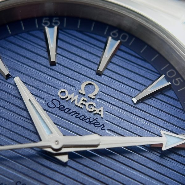 Omega Seamaster Summer Blue Dial Replica Watch VS Factory 41mm - Image 4