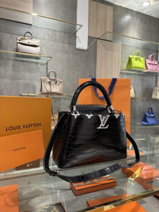 Túi Louis Vuitton Capucines BB Crocodilien Mat Like Auth 27cm - Image 5