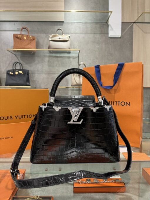 Túi Louis Vuitton Capucines BB Crocodilien Mat Like Auth 27cm - Image 3