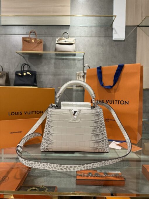 Louis Vuitton Capucines Albino Crocodile Bag Like Auth 27cm - Image 2