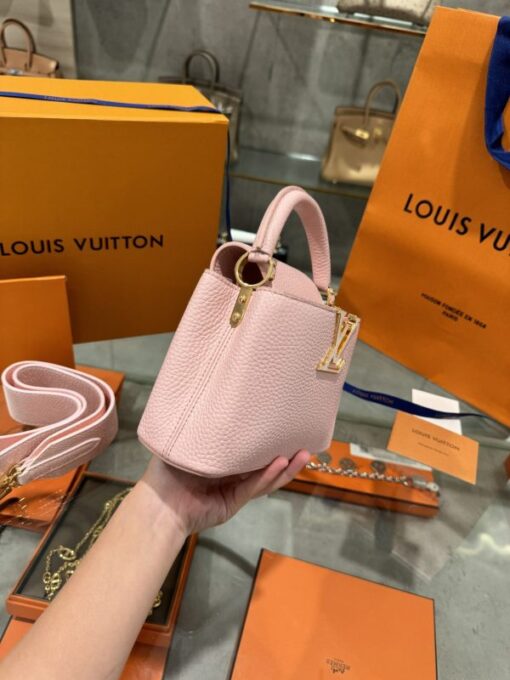 Louis Vuitton LV Capucines Mini Pink Bag Like Auth 21x14x8cm - Image 3
