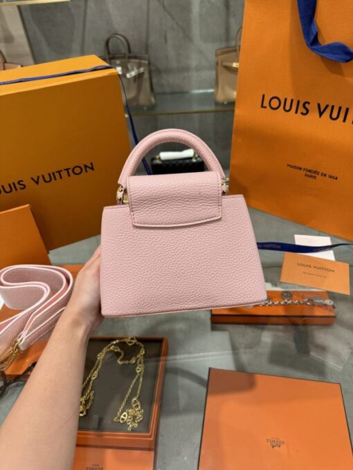 Louis Vuitton LV Capucines Mini Pink Bag Like Auth 21x14x8cm - Image 4