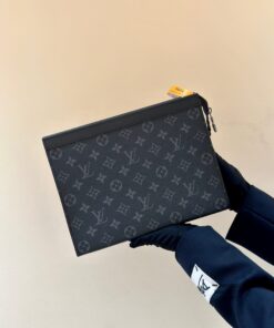 Louis Vuitton Pochette Voyage MM Monogram Eclipse Graphite Bag 26cm