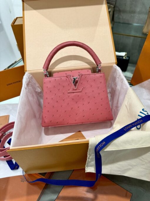 Louis Vuitton Capucines Imported Ostrich Leather Handbag Pink 21cm - Image 2