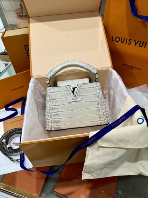 Louis Vuitton LV Capucines Crocodile Leather Super Quality Handbag 21x14x8cm - Image 2