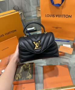 Alternative view of Louis Vuitton LV Hold Me Handbag Black Like Auth 23x15x10cm