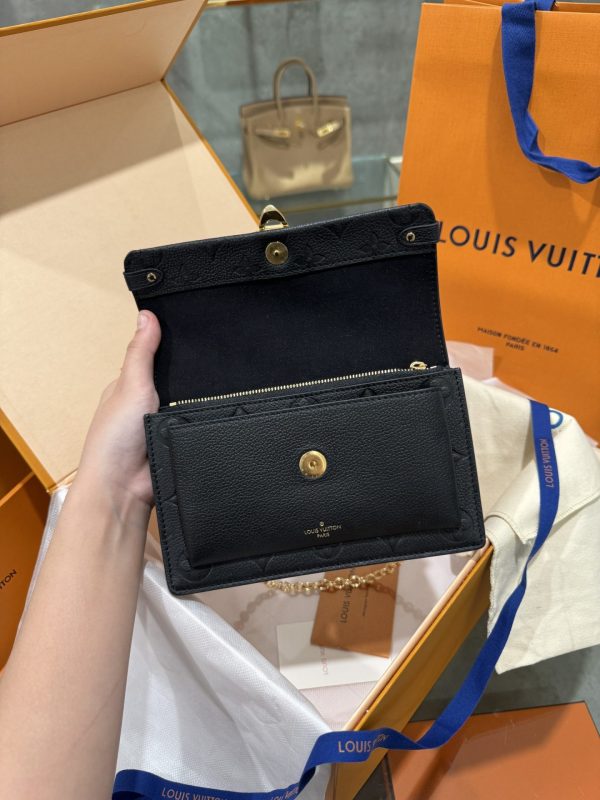 Louis Vuitton Vavin Chain Wallet Super Quality Black 19cm - Image 7