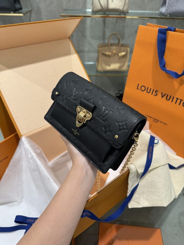 Louis Vuitton Vavin Chain Wallet Super Quality Black 19cm - Image 4