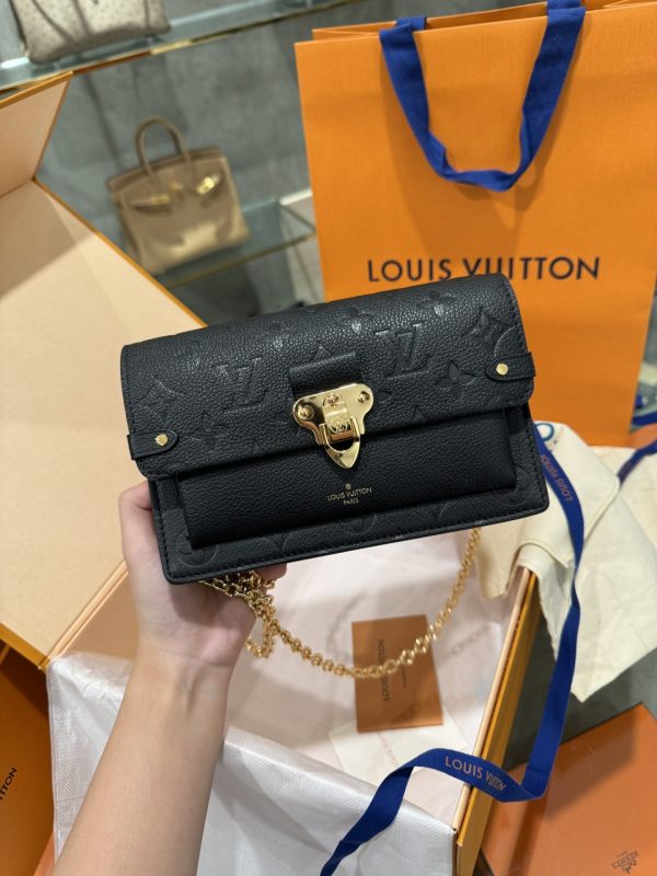 Louis Vuitton Vavin Chain Wallet Super Quality Black 19cm - Image 2