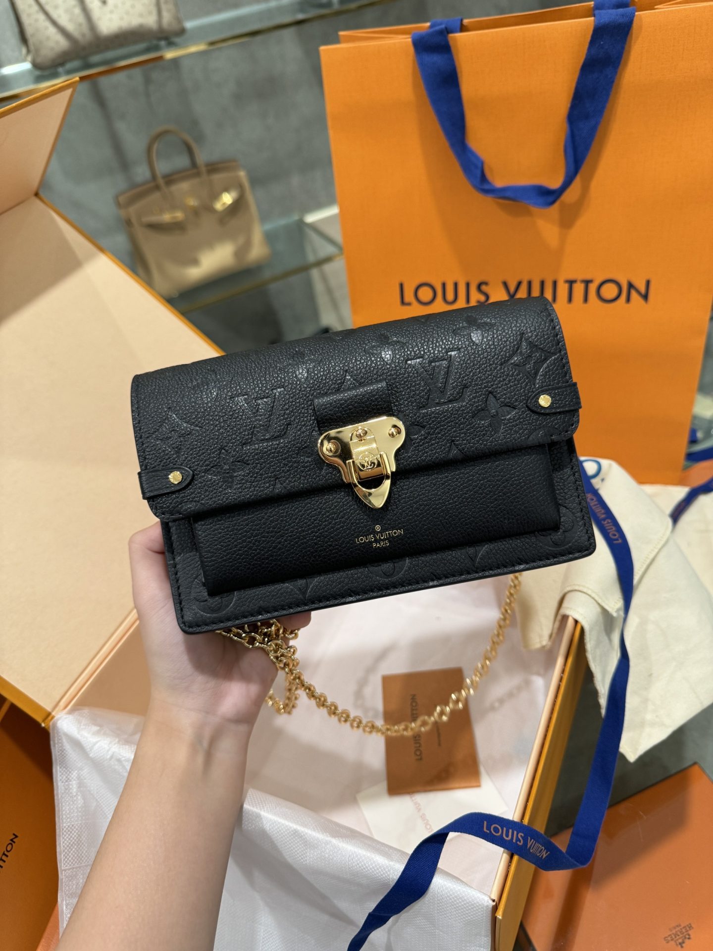 Louis Vuitton Vavin Chain Wallet Super Quality Black 19cm