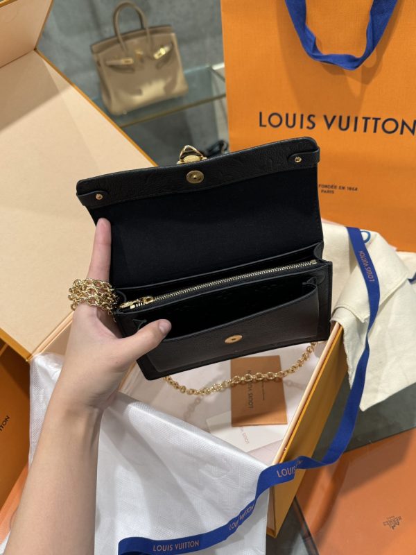 Louis Vuitton Vavin Chain Wallet Super Quality Black 19cm - Image 8