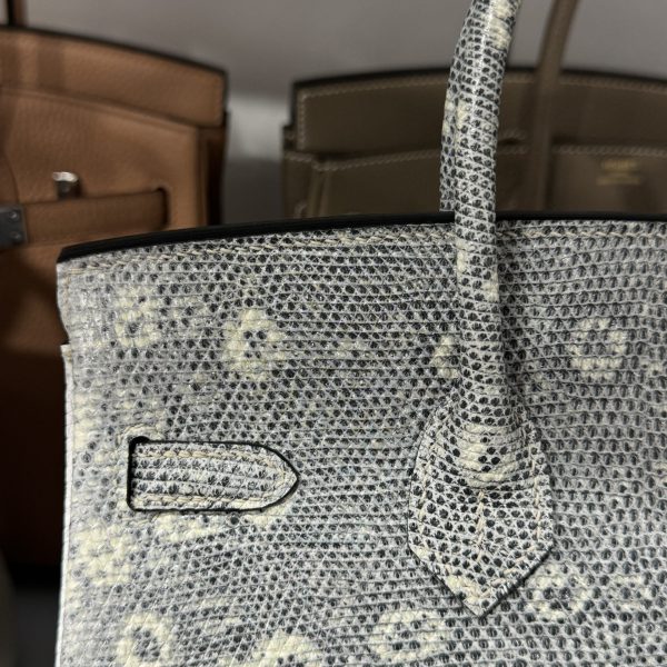 Hermes Birkin Women’s Handbag Lizard Skin Gold Lock 25cm - Image 7