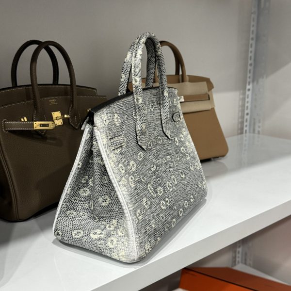 Hermes Birkin Women’s Handbag Lizard Skin Gold Lock 25cm - Image 5