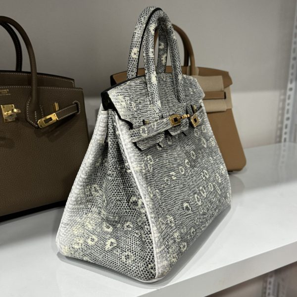 Hermes Birkin Women’s Handbag Lizard Skin Gold Lock 25cm - Image 4