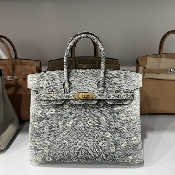 Hermes Birkin Women’s Handbag Lizard Skin Gold Lock 25cm - Image 2