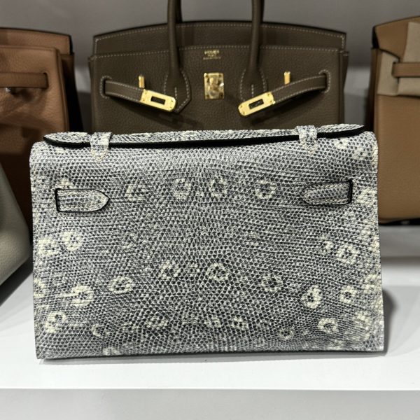 Hermes Kelly Women’s Lizard Leather Handbag with Super Quality Gold Lock 22x7x3cm - Image 3