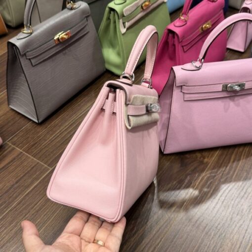 Hermes Kelly Handbag for Women, Light Pink, Silver Lock, Super Quality, Size 25cm - Image 5