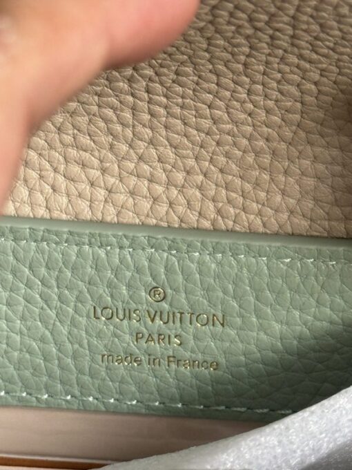 Louis Vuitton LV Capucines Mini Like Auth Women’s Handbag Green 21x14x8cm - Image 7