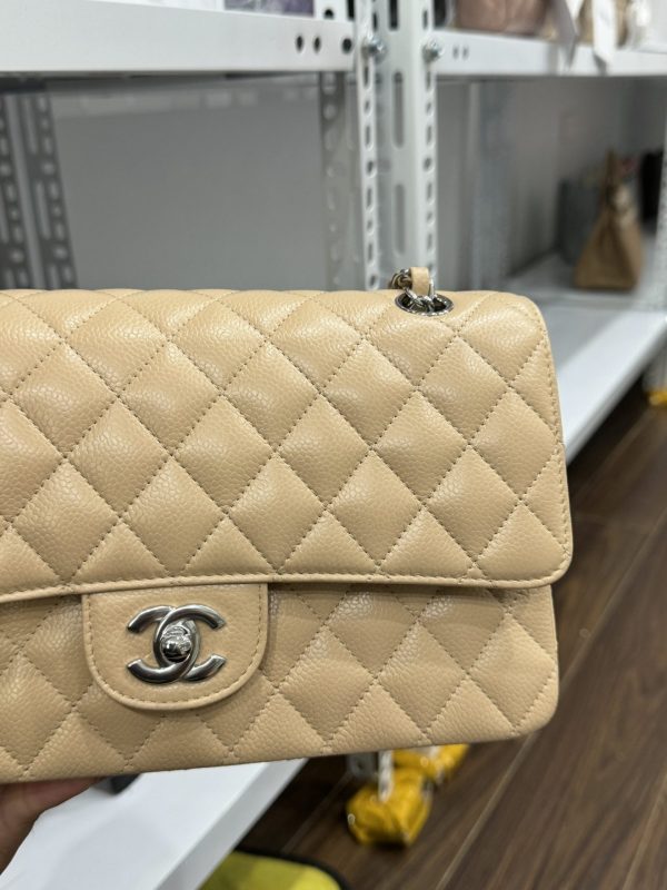 Chanel Classic Like Auth Women’s Handbag Beige Silver Lock 25cm - Image 4