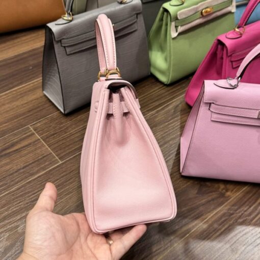 Hermes Kelly Women’s Handbag Light Pink Gold Lock Super Quality Size 25cm - Image 6