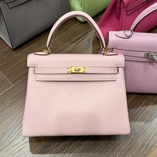 Hermes Kelly Women’s Handbag Light Pink Gold Lock Super Quality Size 25cm - Image 3