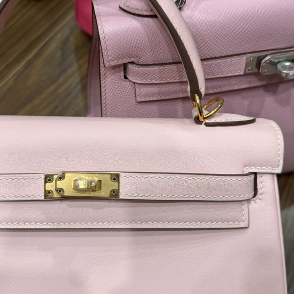 Hermes Kelly Women’s Handbag Light Pink Gold Lock Super Quality Size 25cm - Image 4