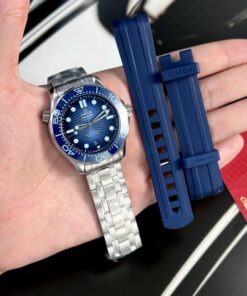 Alternative view of Omega Replica Watches Seamaster Summer Blue Dial VS Factory 42mm