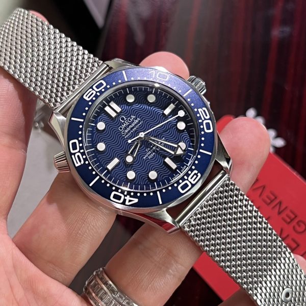 Omega Replica Watch Seamaster James Bond VS Factory 42mm - Image 2