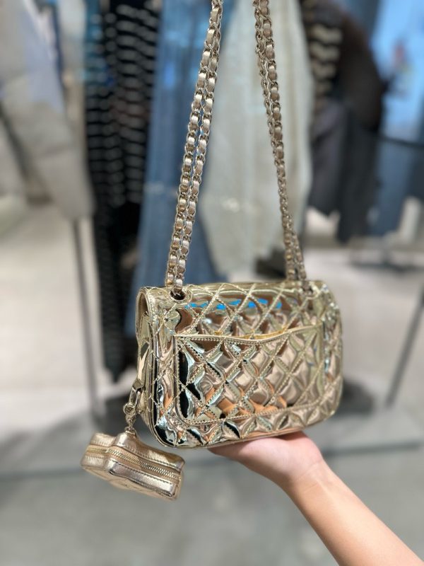 Chanel 24C Women’s Handbag Metallic Gold Like Auth 20x15x4cm - Image 3