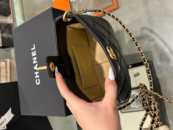 Chanel 24S Super High-Quality Women’s Hobo Handbag Black Chain Strap 20x13x8cm - Image 4