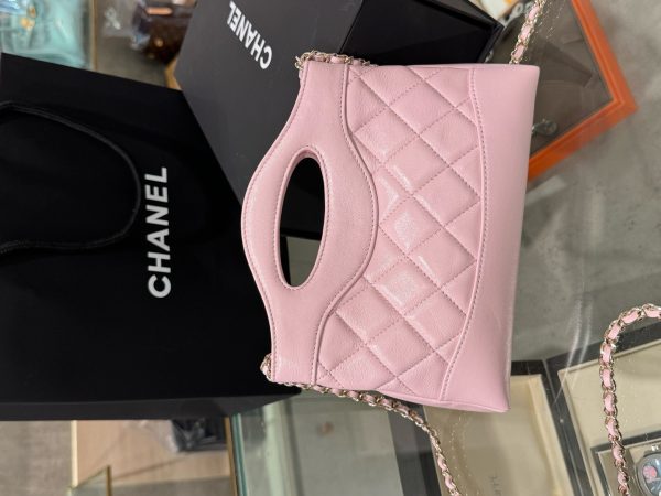 Chanel 31 Mini Women’s Handbag Pink Gold Lock Like Auth 20×17.5×3.5cm - Image 4