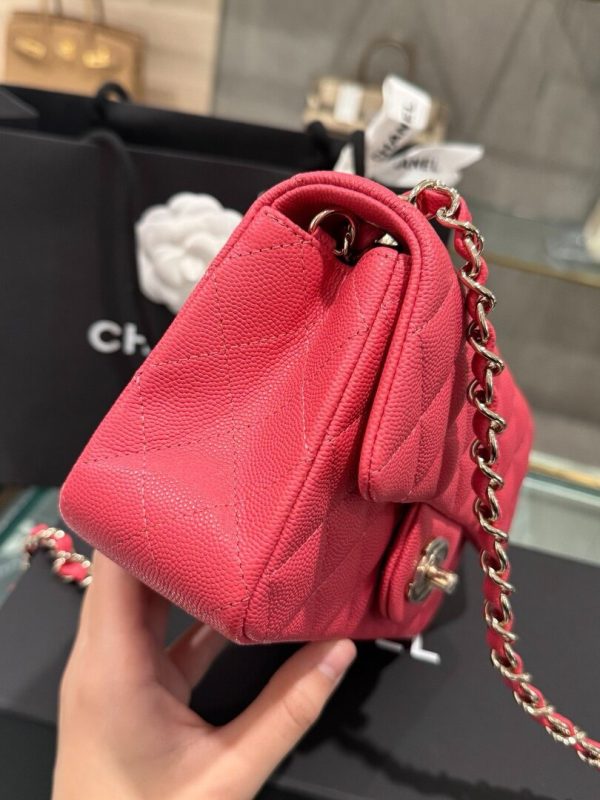 Chanel Classic Women’s Handbag Red Calfskin Rep 11 High Quality 20cm - Image 6
