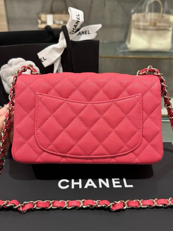 Chanel Classic Women’s Handbag Red Calfskin Rep 11 High Quality 20cm - Image 5