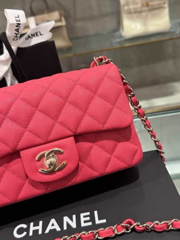 Chanel Classic Women’s Handbag Red Calfskin Rep 11 High Quality 20cm - Image 4