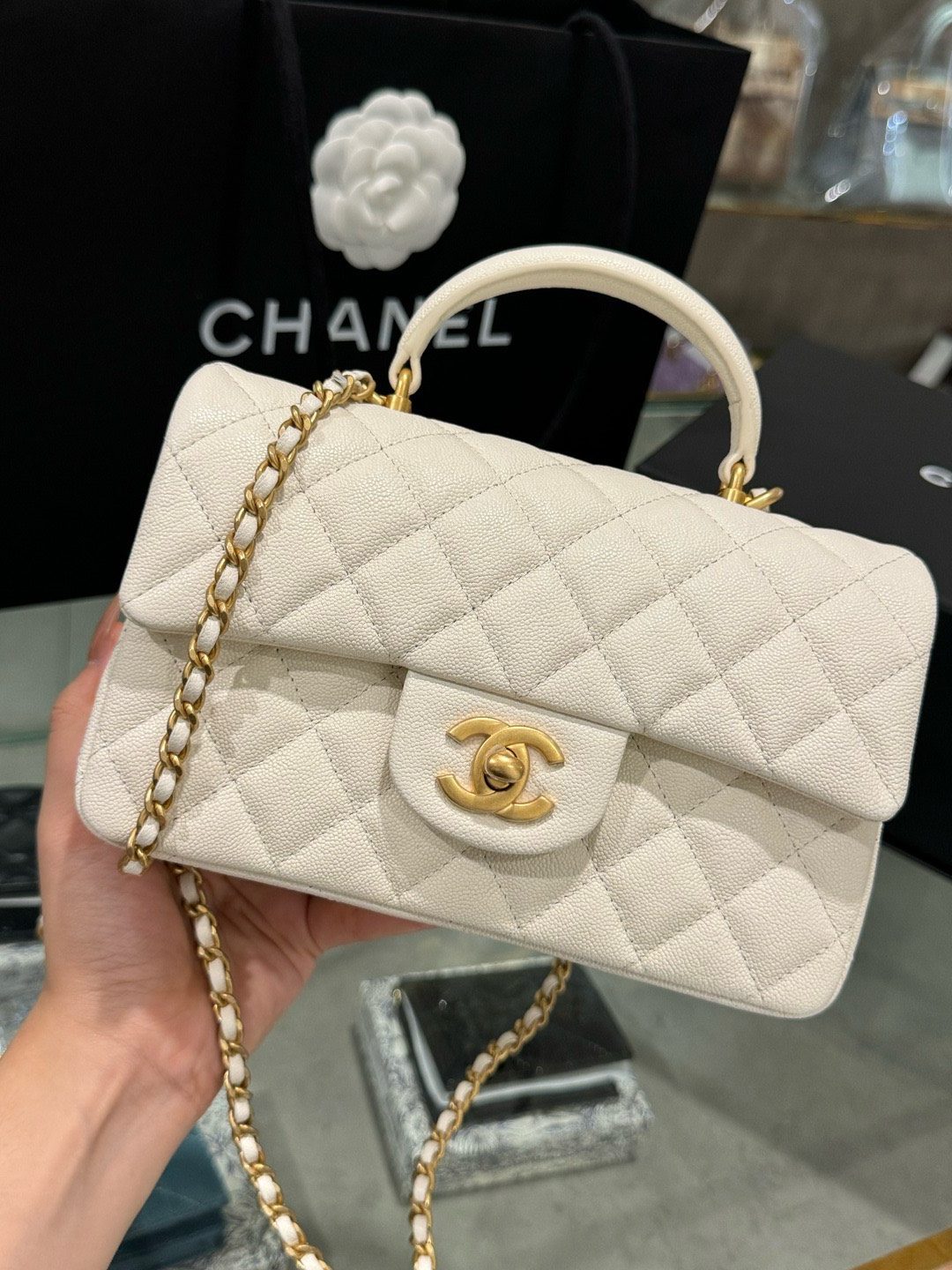 Chanel Handle Mini Replica Handbag 11 White Grain Leather 20cm