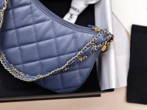 Chanel Hobo Handbag for Women Blue Gold Lock 23x13x5cm - Image 8