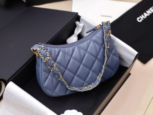 Chanel Hobo Handbag for Women Blue Gold Lock 23x13x5cm - Image 5
